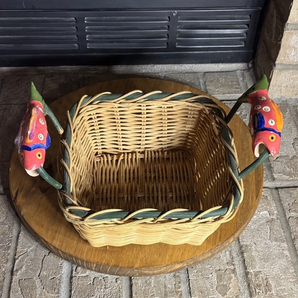 Fish Basket Wicker Ceramic Handles Nautical Beach Cottage Bread Square Lot (2)‎